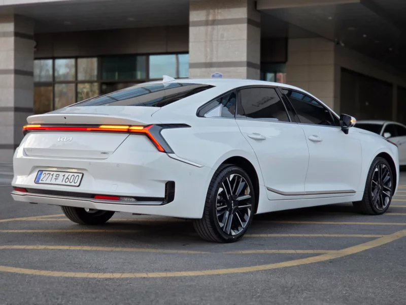 Kia K8