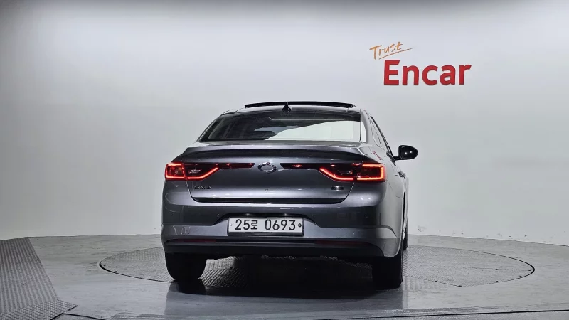 Renault Samsung SM6