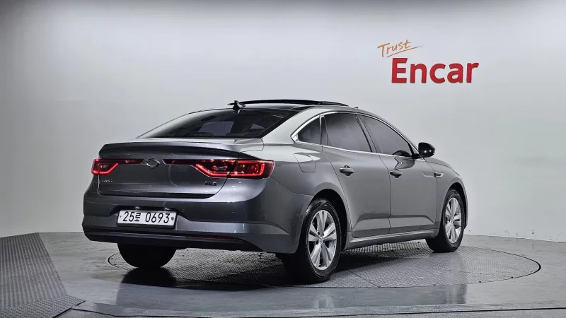 Renault Samsung SM6