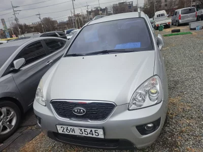 Kia Carens
