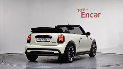 MINI Cooper Convertible