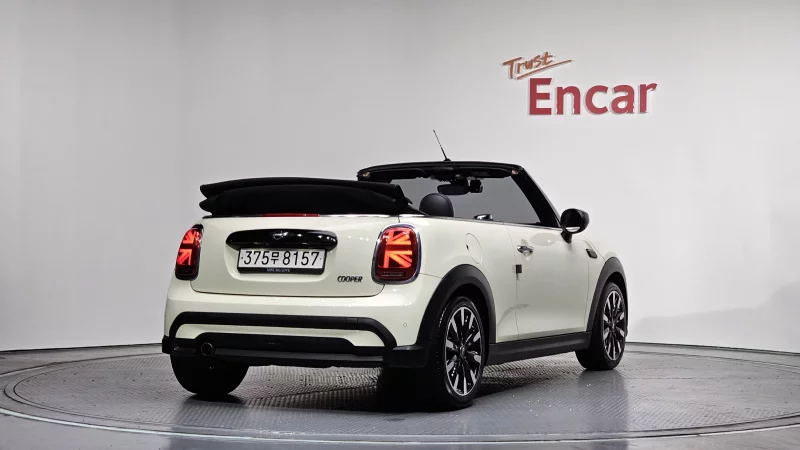 MINI Cooper Convertible
