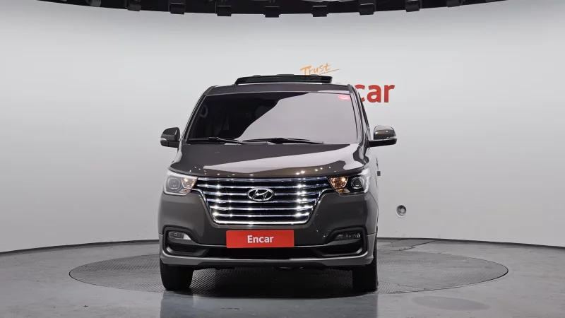 Hyundai Grand Starex
