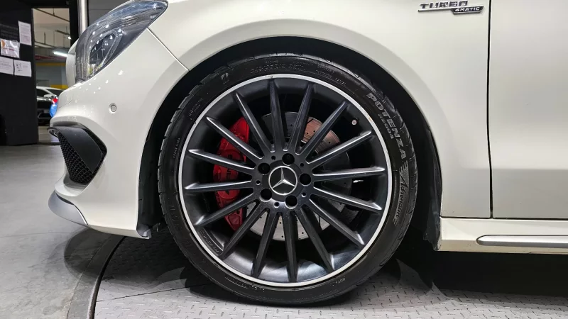 Mercedes-Benz CLA-Class