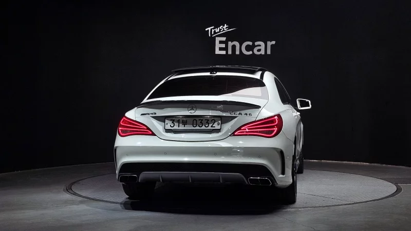 Mercedes-Benz CLA-Class