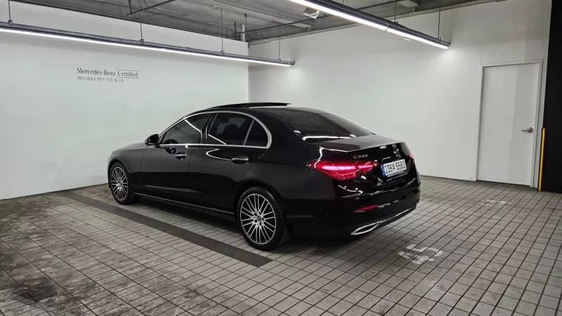Mercedes-Benz C-Class