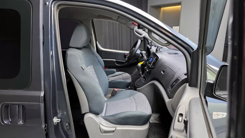 Hyundai Grand Starex