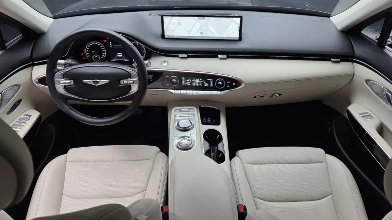 Genesis GV70