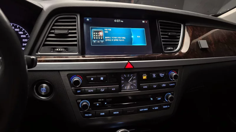 Hyundai Genesis
