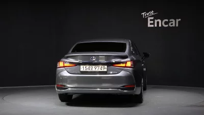 Lexus ES300h