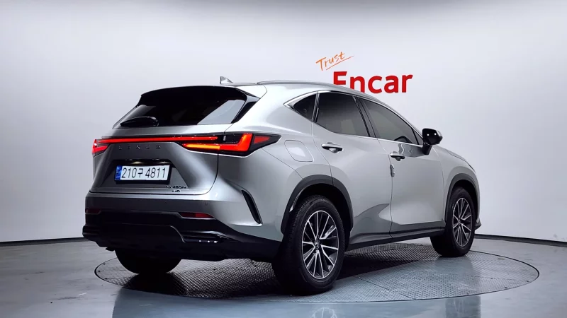 Lexus NX450h+