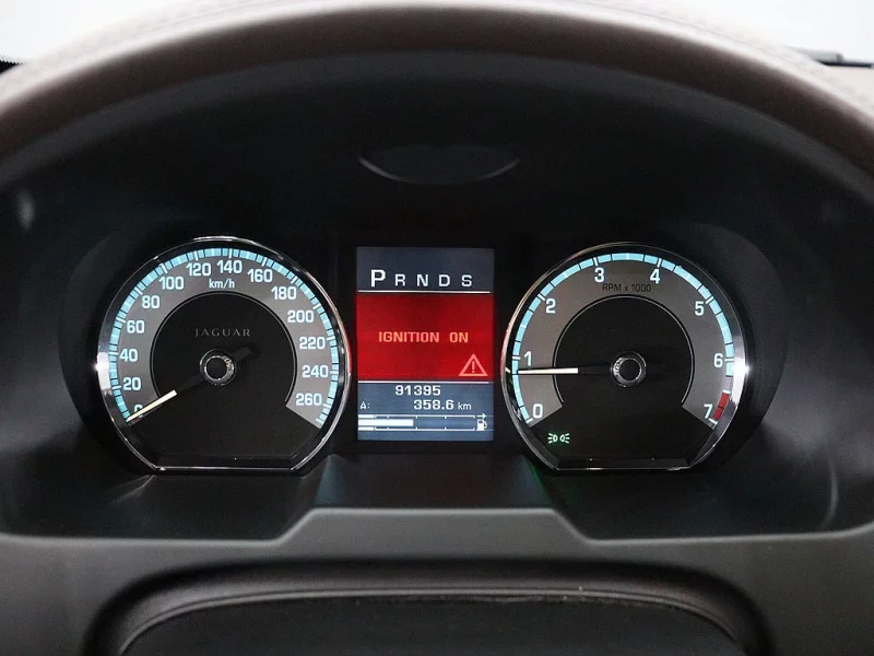 Jaguar XF