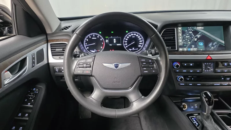 Hyundai Genesis