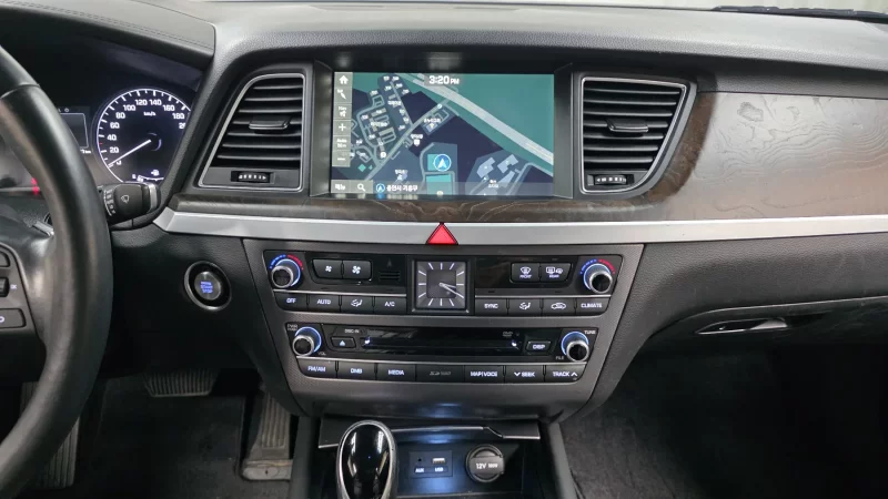 Hyundai Genesis