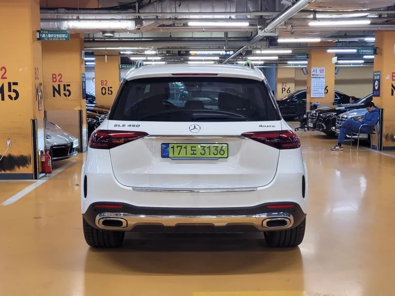 Mercedes-Benz GLE-Class