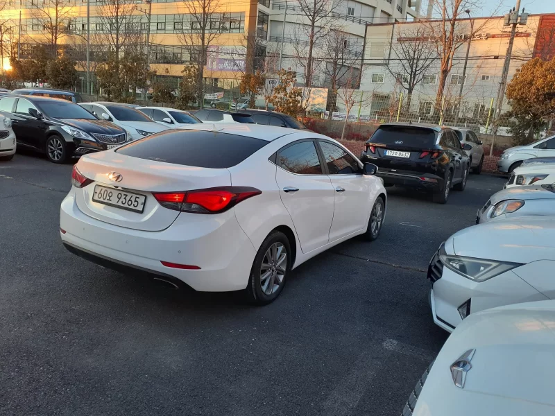 Hyundai AVANTE