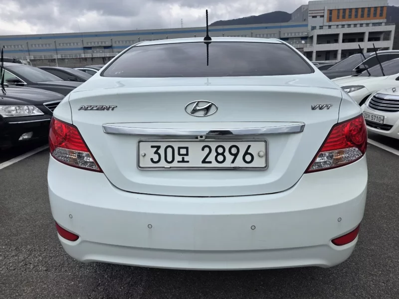 Hyundai Accent