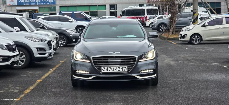Hyundai Genesis
