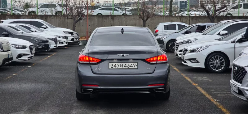 Hyundai Genesis