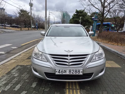 Hyundai Genesis