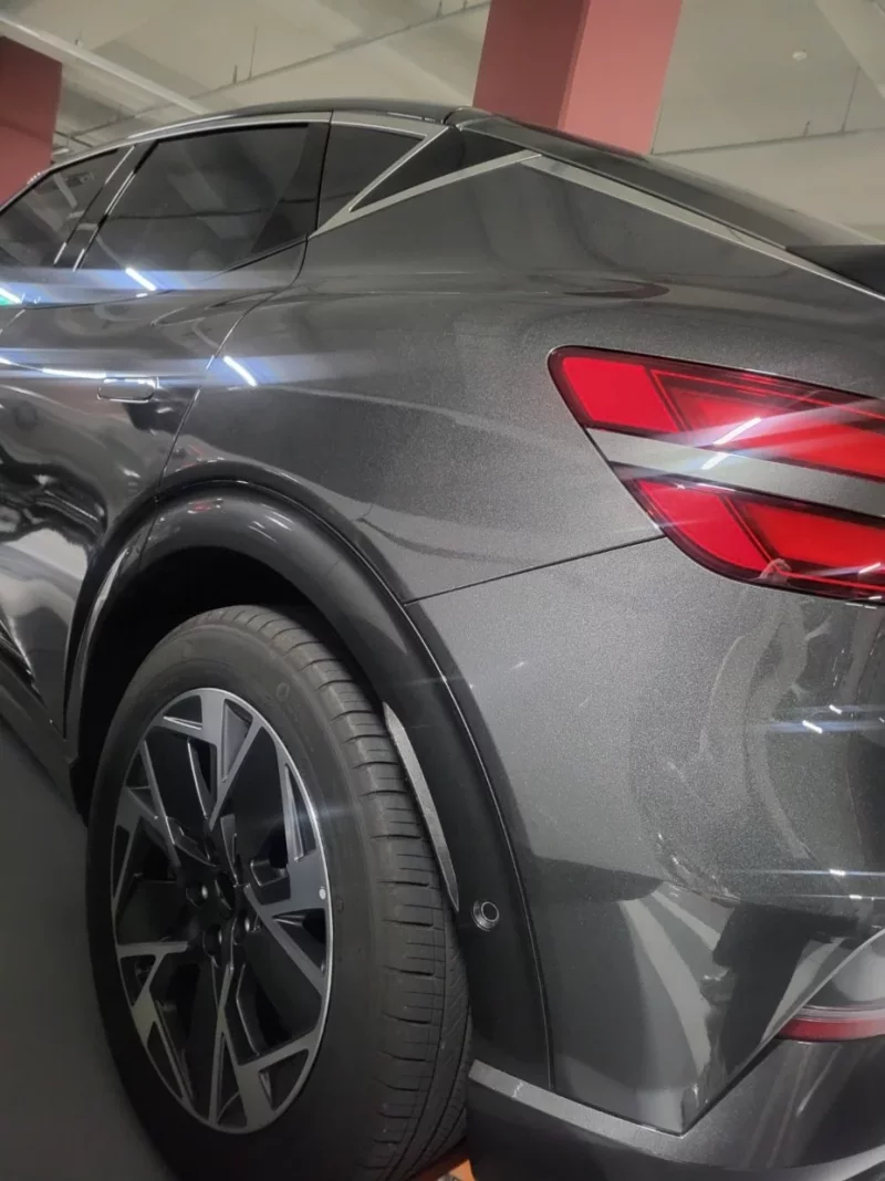 Genesis GV60