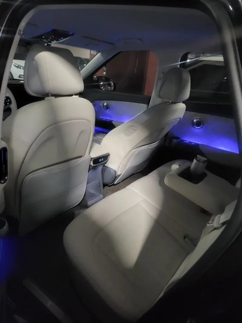 Genesis GV60