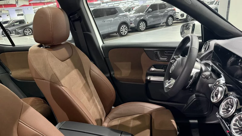 Mercedes-Benz GLB-Class