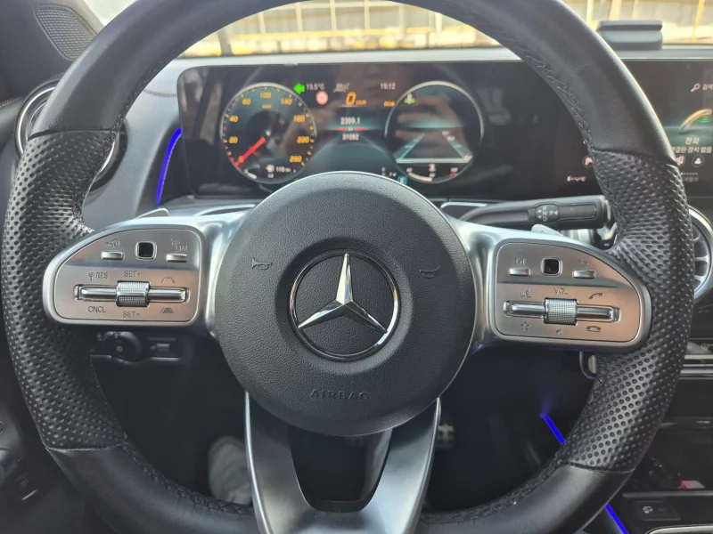 Mercedes-Benz GLB-Class