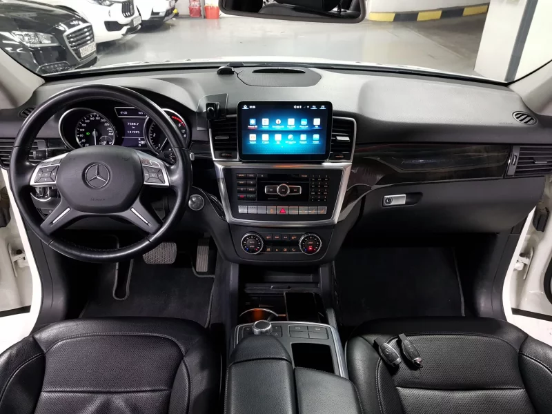 Mercedes-Benz M-class