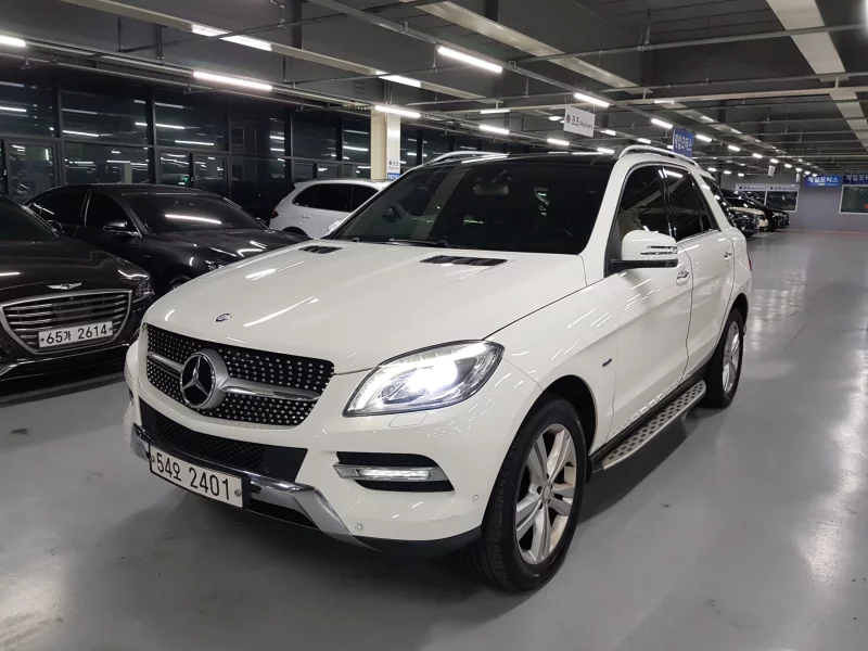 Mercedes-Benz M-class