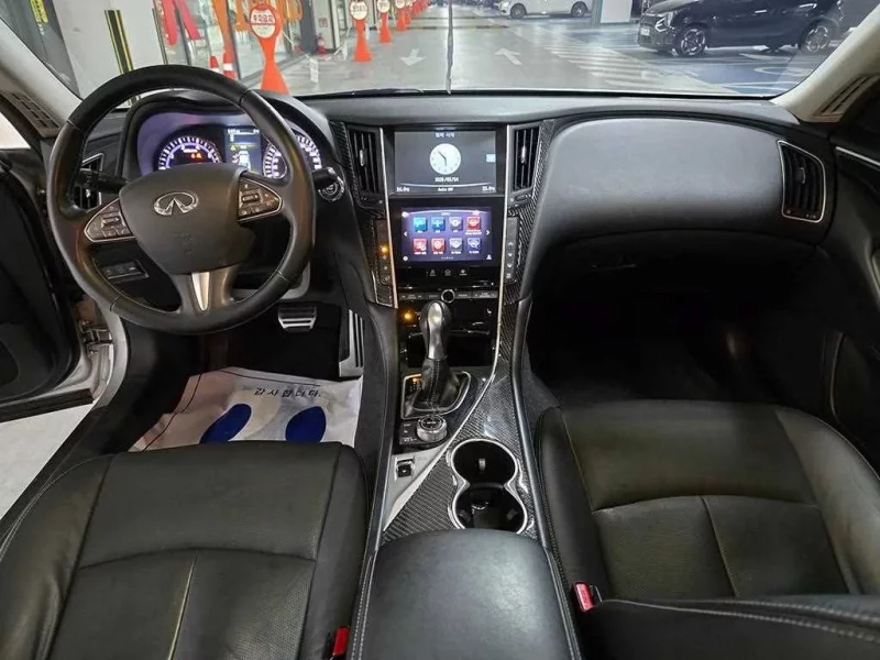 Infiniti Q50