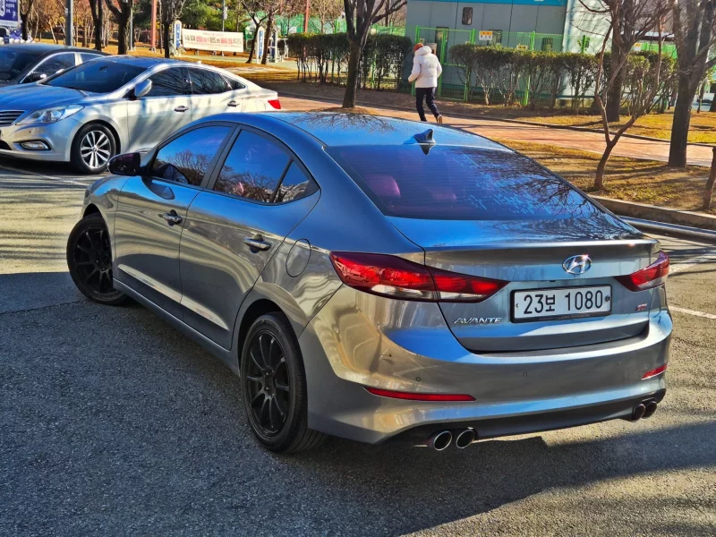 Hyundai AVANTE