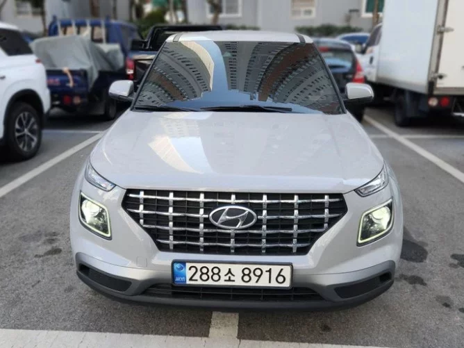 Hyundai Venue