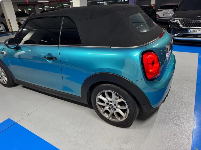 MINI Cooper Convertible