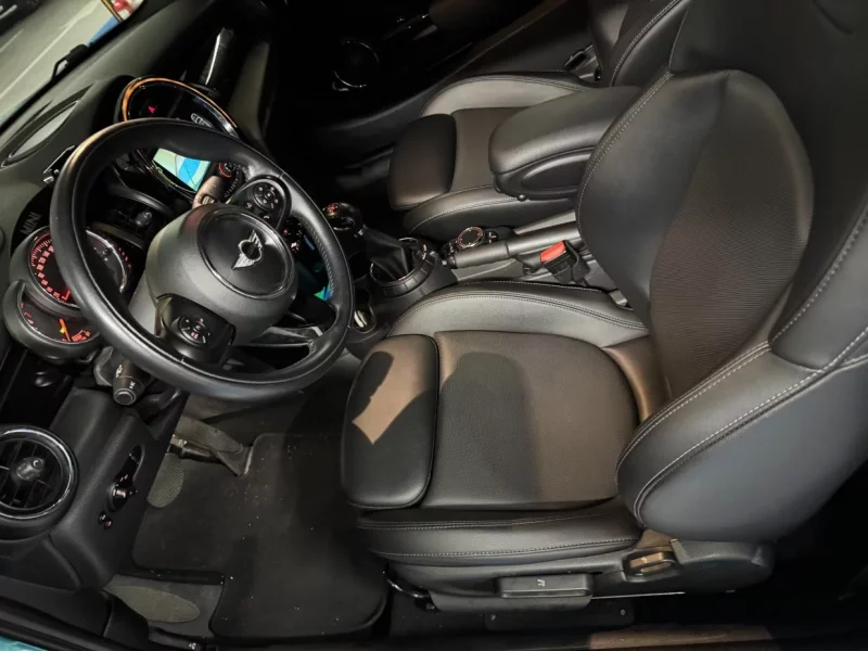 MINI Cooper Convertible