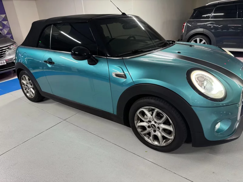 MINI Cooper Convertible