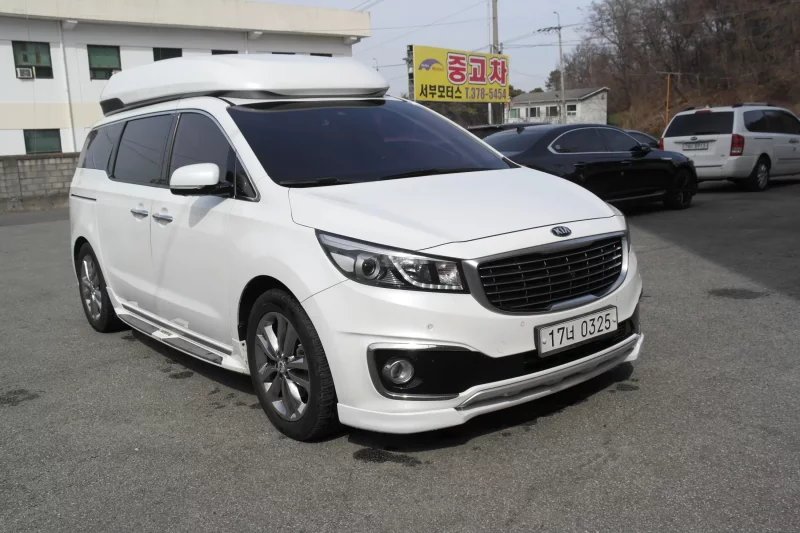 Kia Carnival