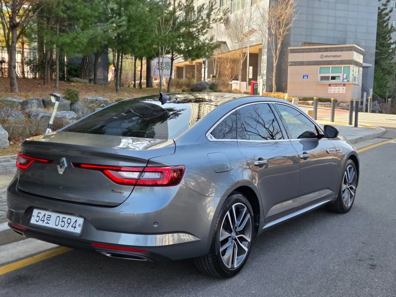 Renault Samsung SM6