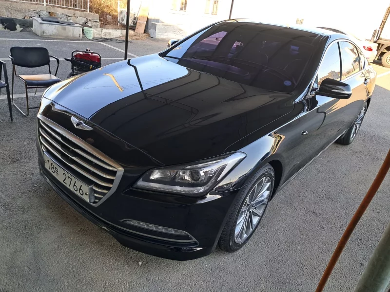 Hyundai Genesis