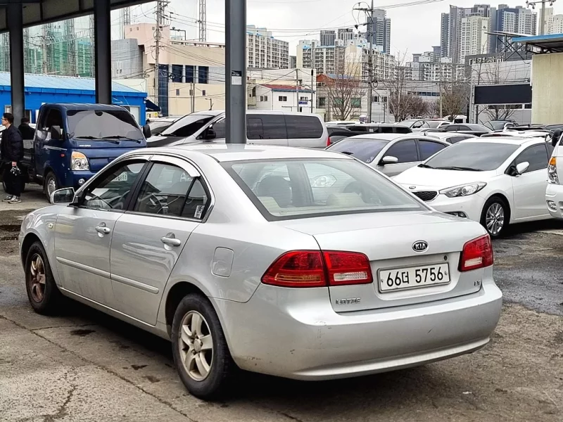 Kia LOTZE
