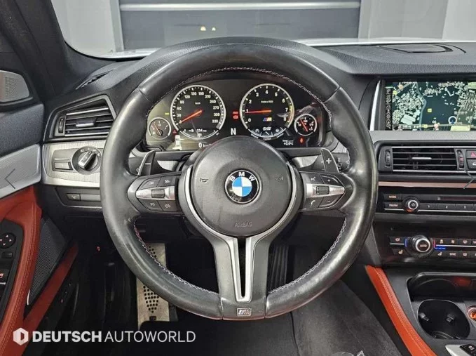 BMW M5