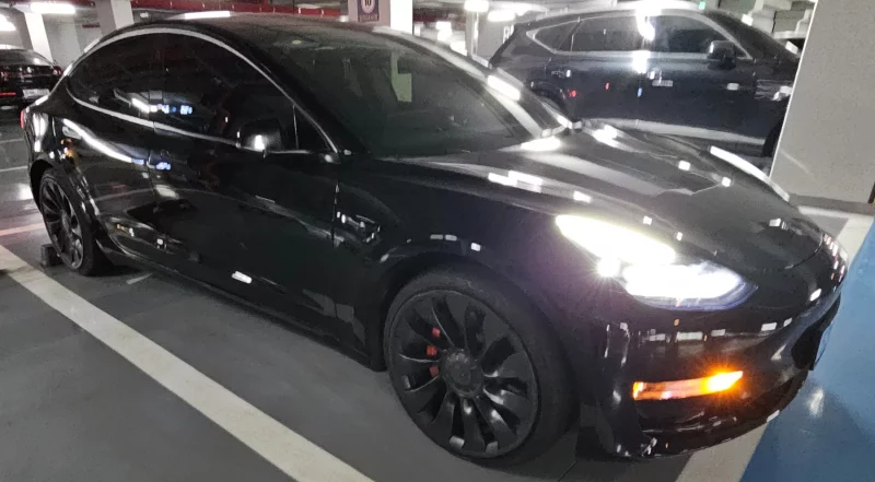 Tesla MODEL 3