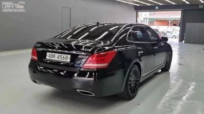 Hyundai Equus