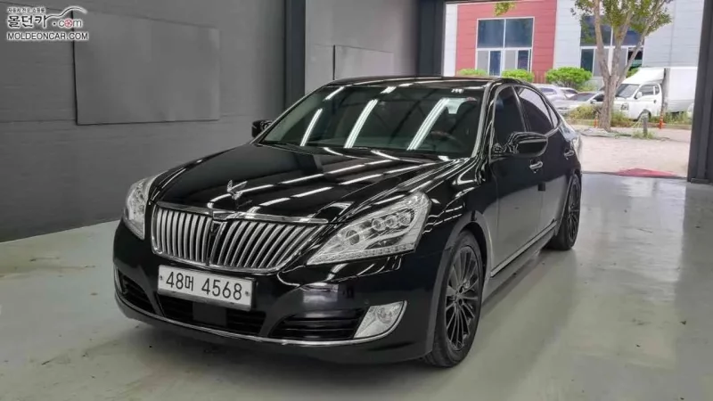 Hyundai Equus