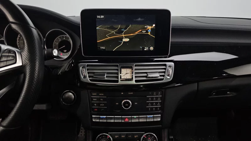 Mercedes-Benz CLS-Class