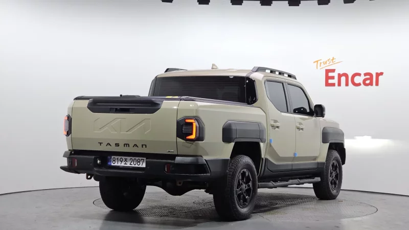 Kia Tasman