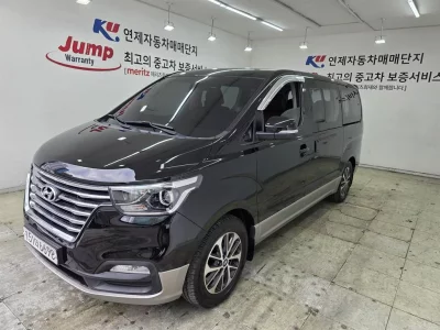 Hyundai Starex