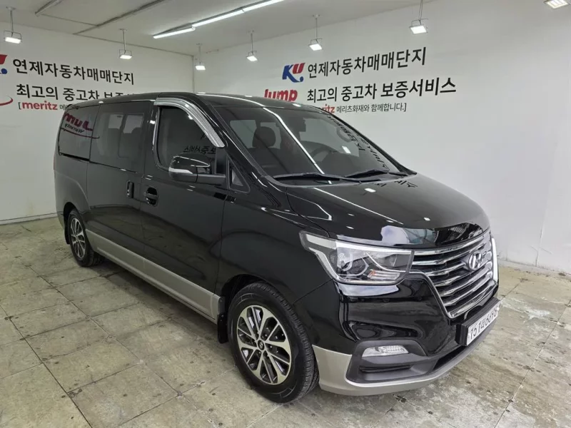 Hyundai Starex