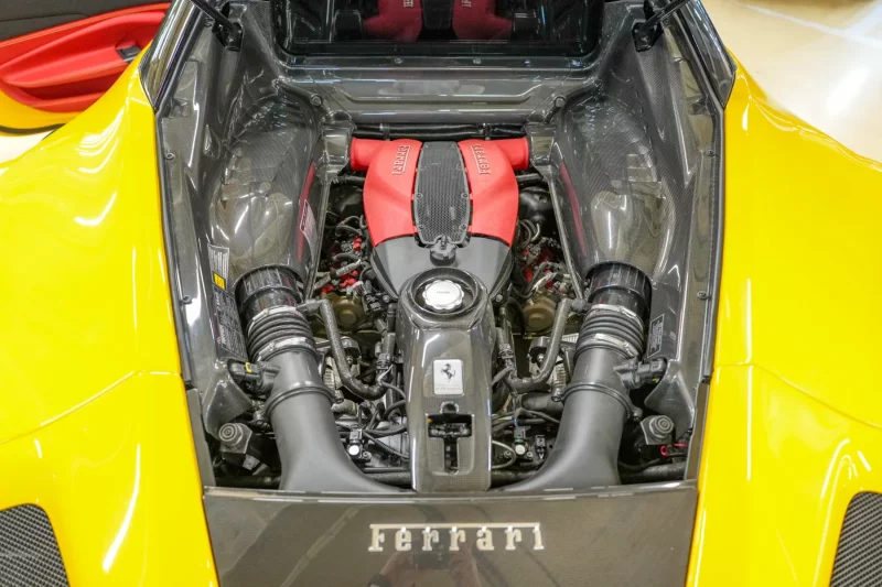 Ferrari F8
