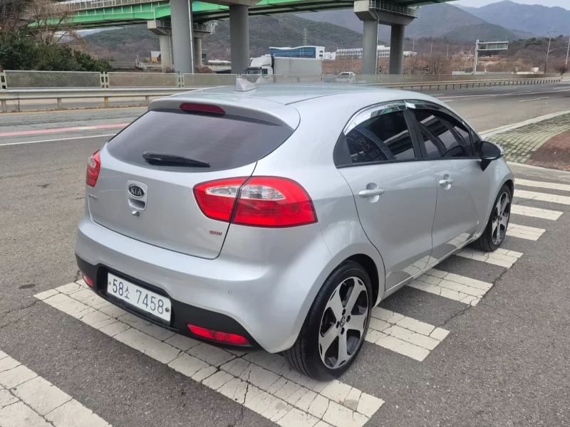 Kia pride